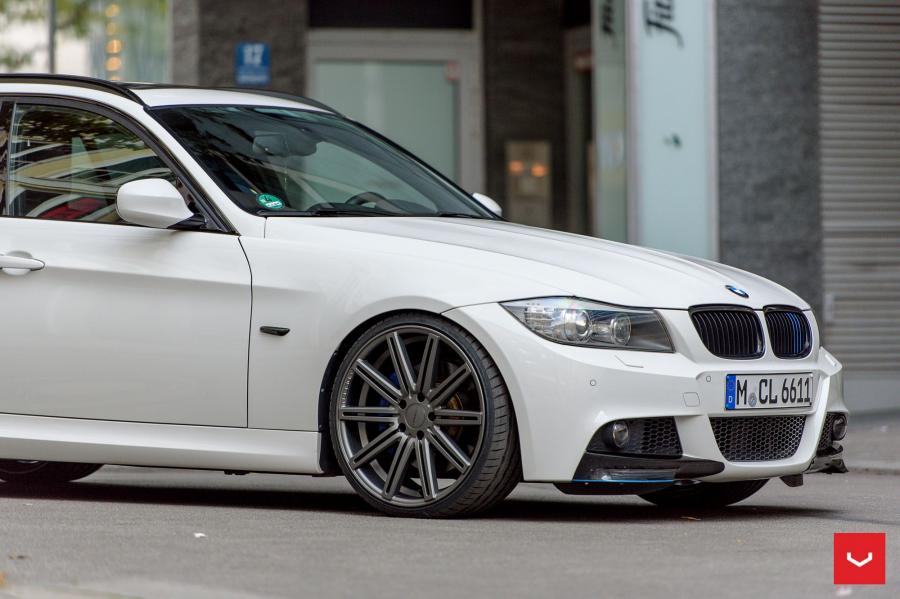  BMW 3-Series Touring on Vossen Wheels (CV4) 2016 года  (фото 21 из 26)